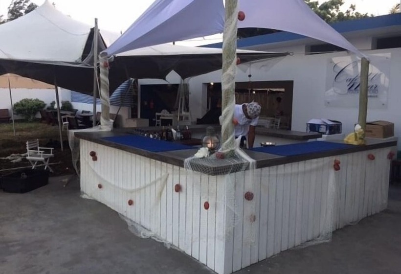 בית מלון כפרי Café Delmar