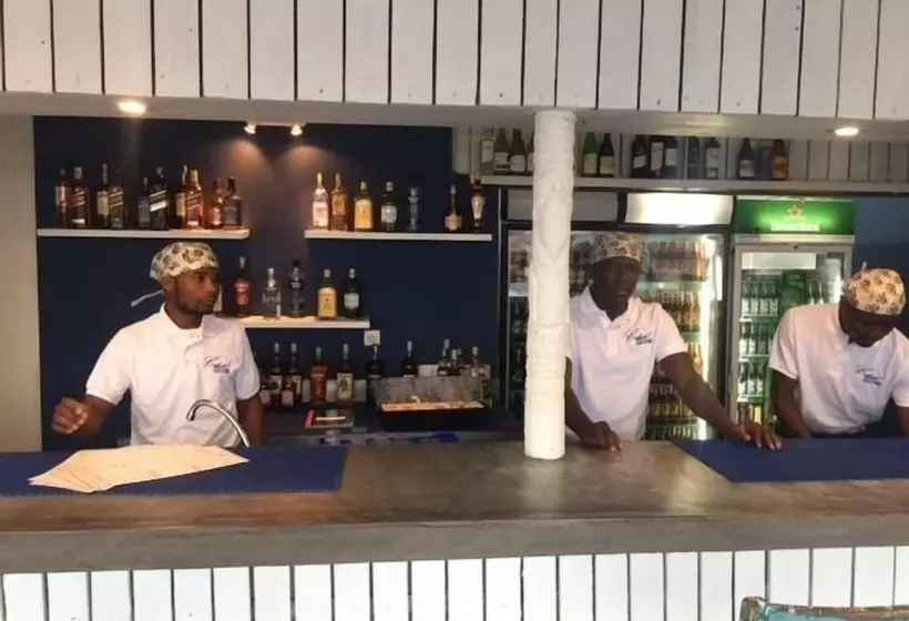 Hotelli Café Delmar