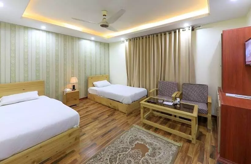 هتل Himalaya  Skardu