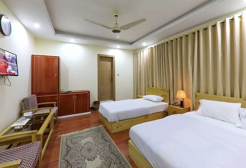 هتل Himalaya  Skardu