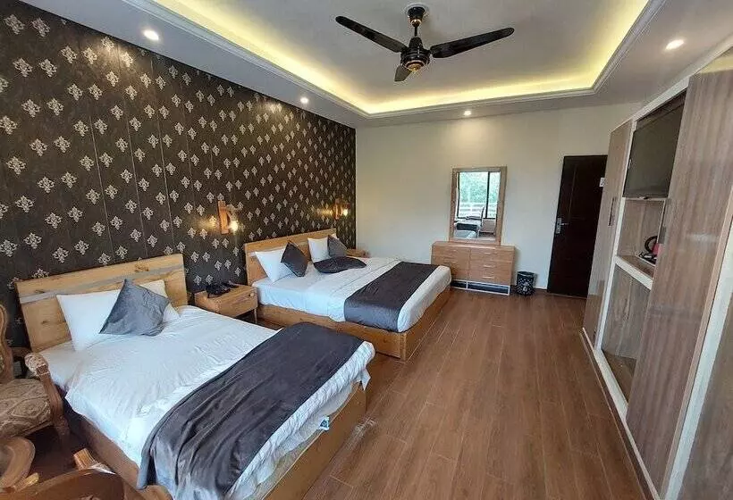 هتل Himalaya  Skardu