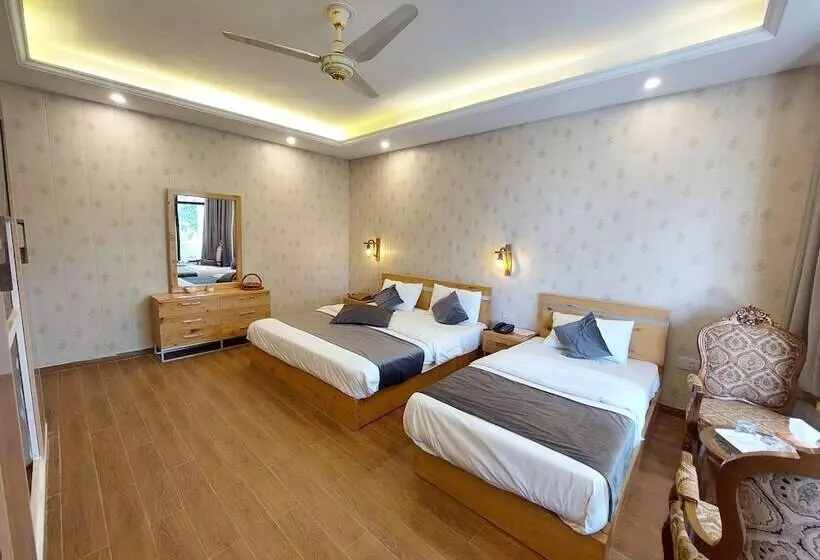 هتل Himalaya  Skardu