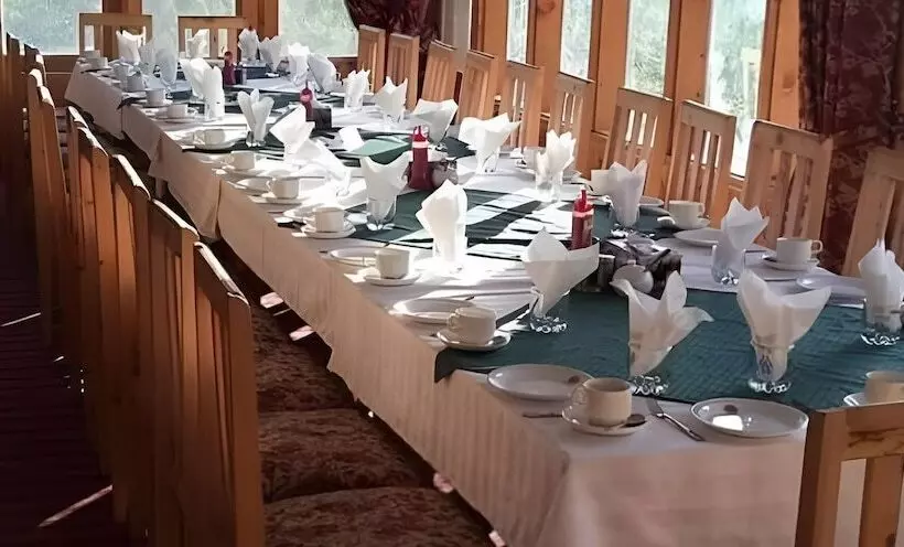 هتل Himalaya  Skardu