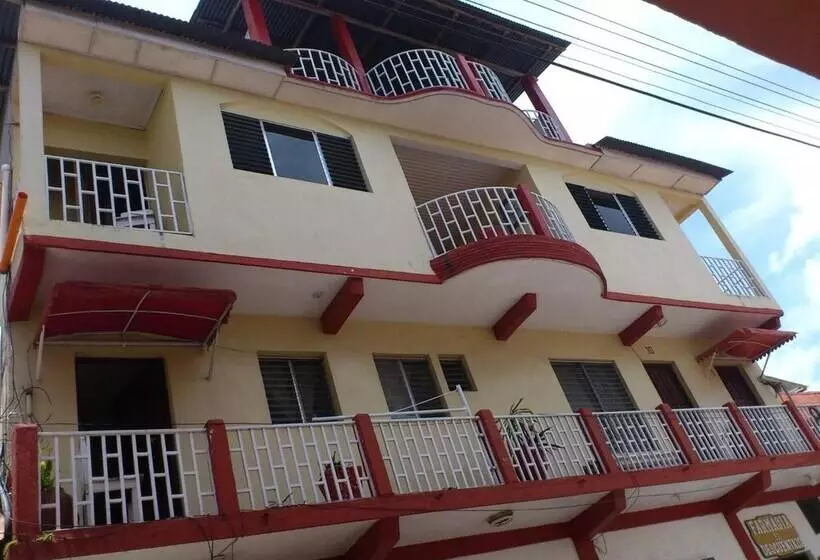 هتل Posada Tayazal