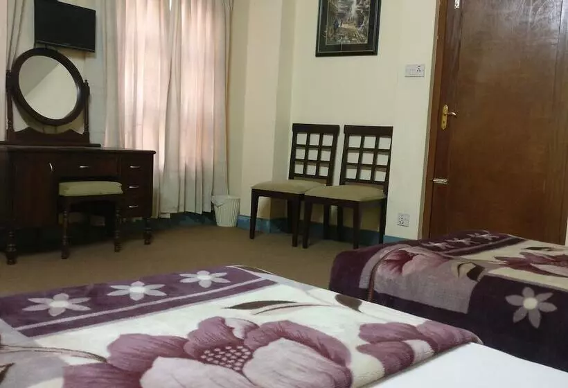 Om Pension Guest House
