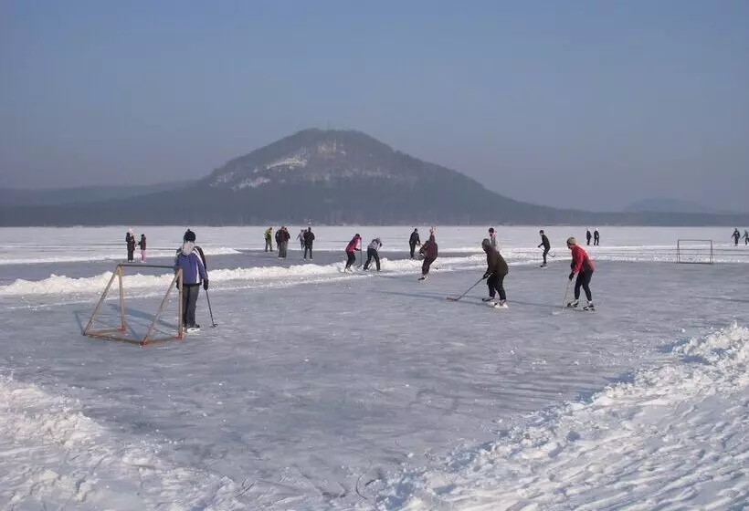 Residenssi Rezidence Fami Deluxe Design