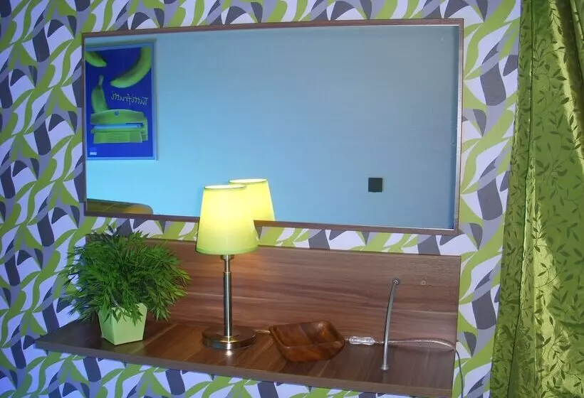 Residenssi Rezidence Fami Deluxe Design