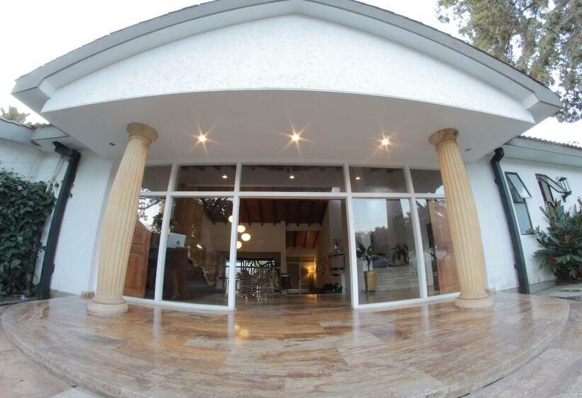 Royal Garden Hotel Boutique