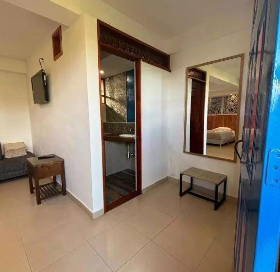 簡易ホテル El Jardin