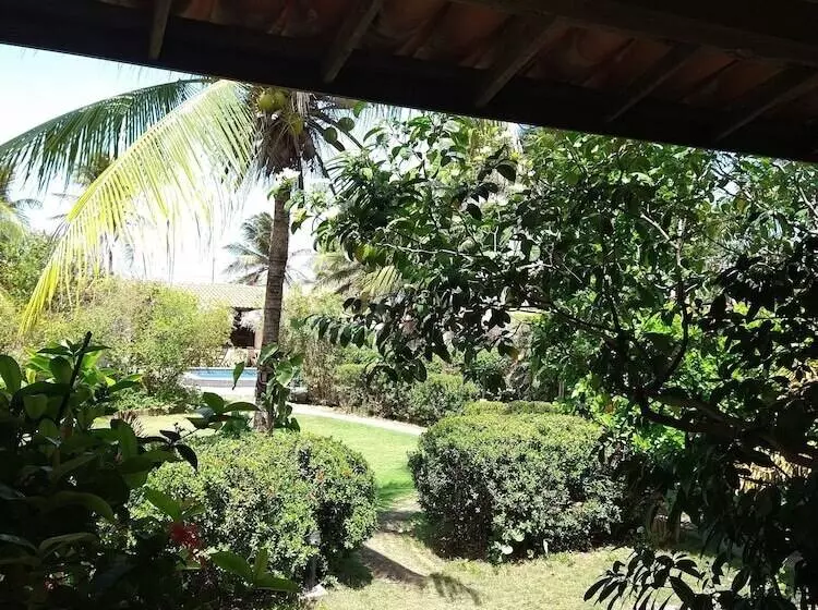 Hotelli Arco Mundial Taíba