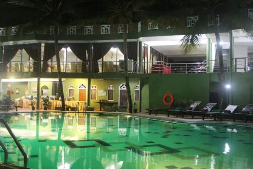 فندق Eden Garden