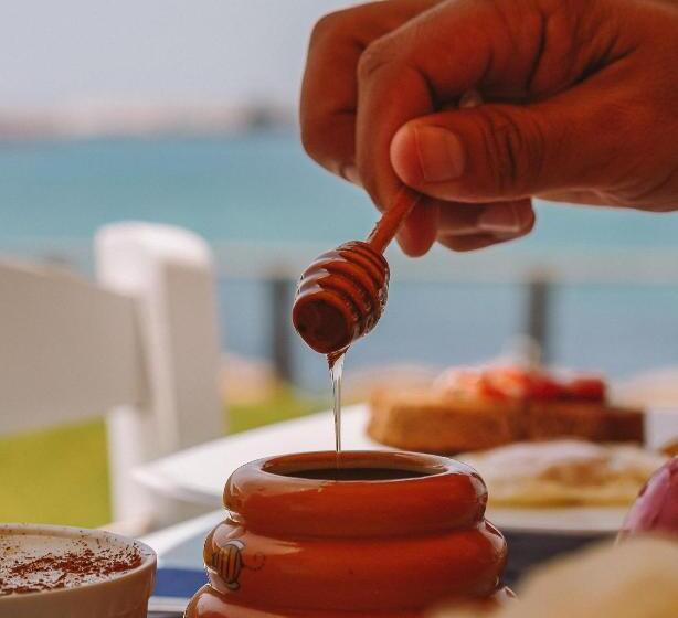 ホテル Kyparissia Blue