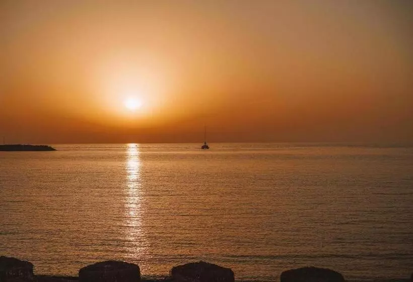 Hotelli Kyparissia Blue