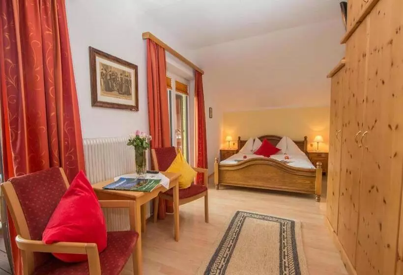 هتل Pension Hubertus