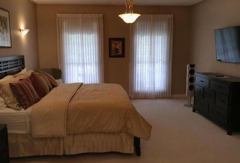 The White House Boutique B&b