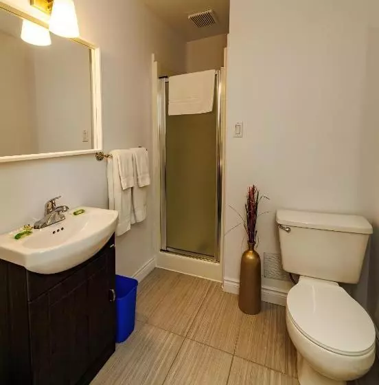 ベッドアンドブレックファースト Auberge La Marmite