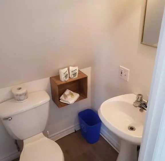 ベッドアンドブレックファースト Auberge La Marmite