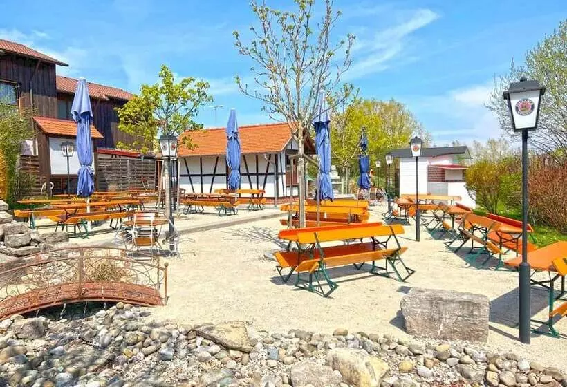 Hotelli Und Restaurant Nehrener Hof