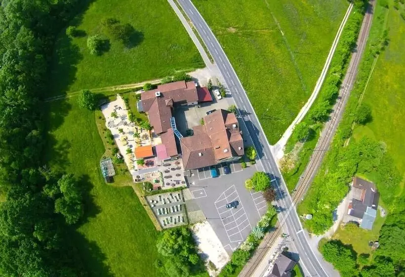 Hotelli Und Restaurant Nehrener Hof