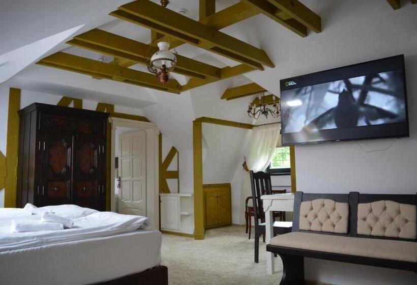 پانسیون Conacul Bratescu