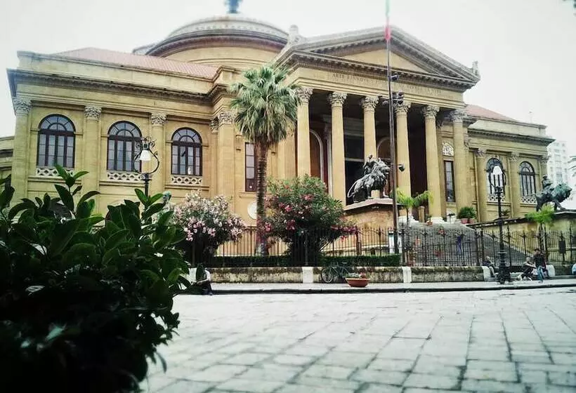 تختخواب و صبحانه 174 Via Roma