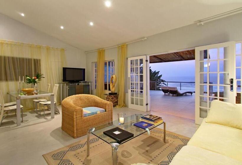 Days At Sea Beach Lodge