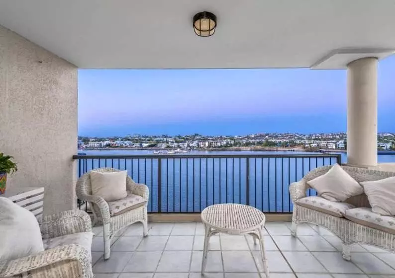 Goldsborough Place Apartments