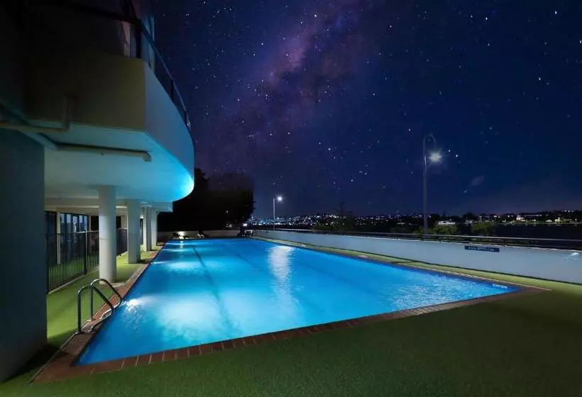 Goldsborough Place Apartments