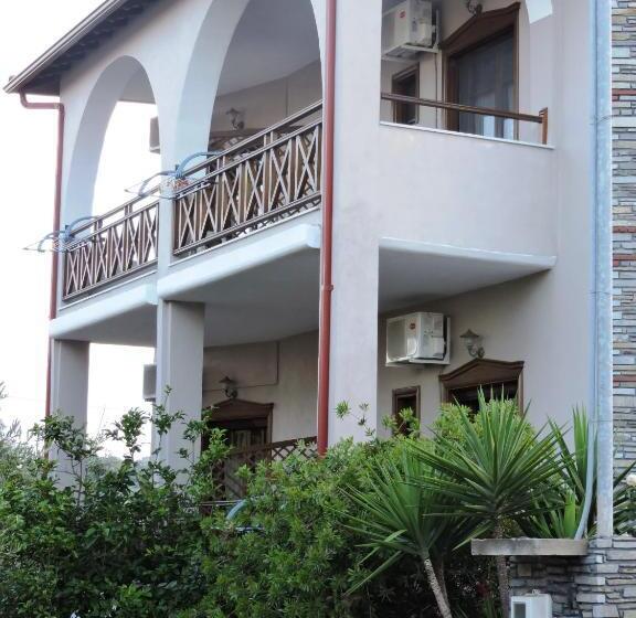 فندق Apart Boutique Giorgos