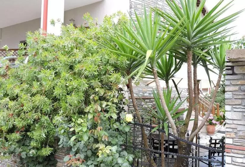 Hotelli Apart Boutique Giorgos