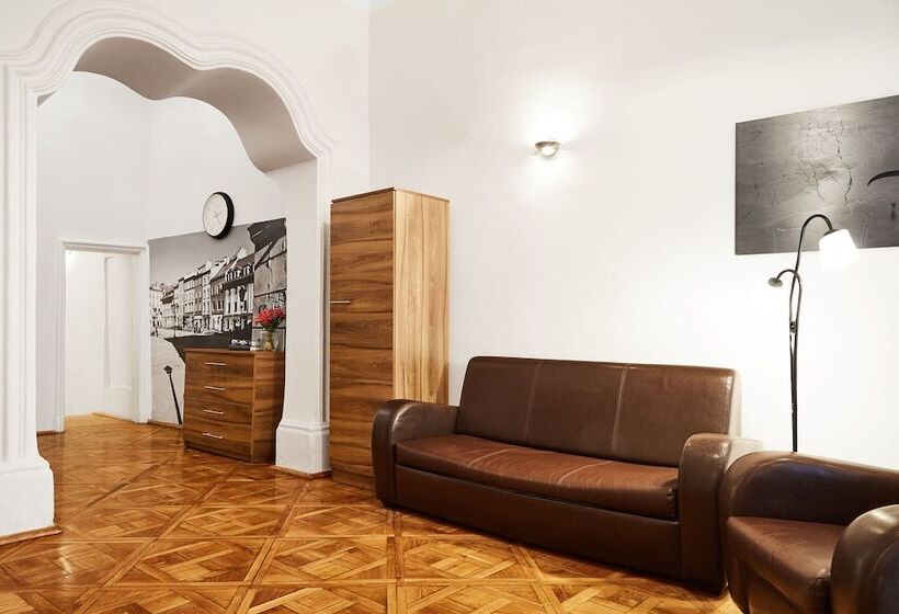 Krakow For You Budget Apartments