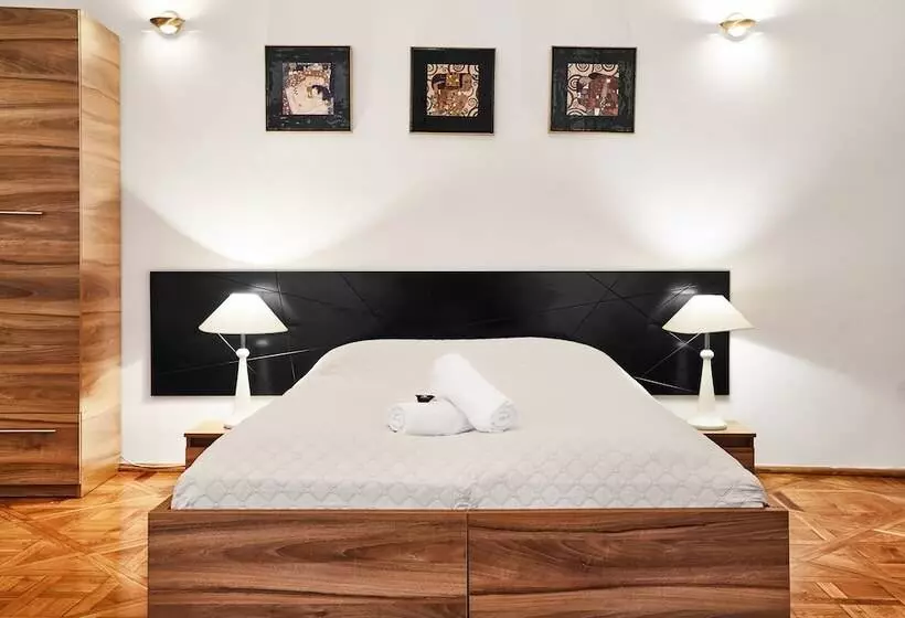 Krakow For You Budget Apartments
