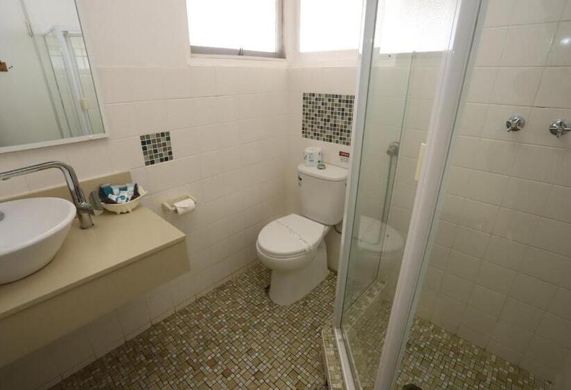 فندق على الطريق Sleepy Hill Motor Inn