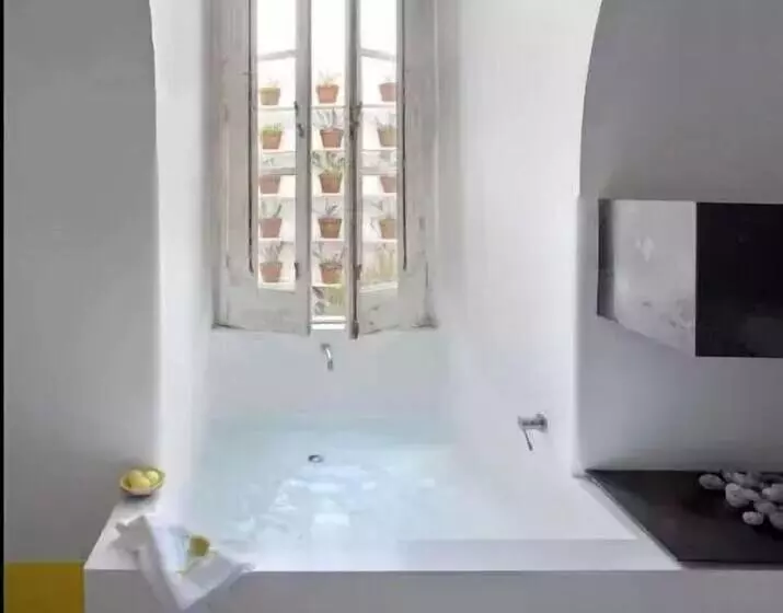 ペンション Capri Suite