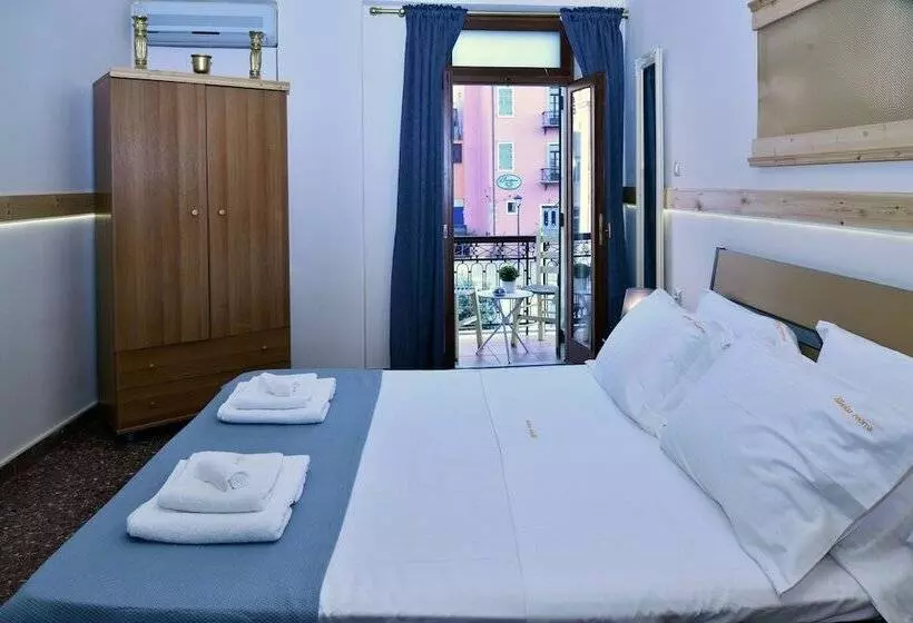 پانسیون Nikolas Rooms