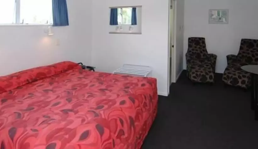 Rose Court Motel