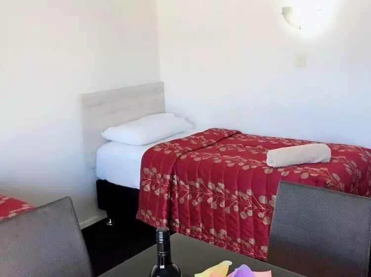 Rose Court Motel
