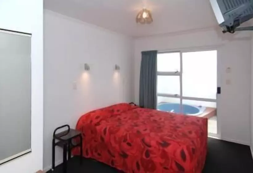 Rose Court Motel