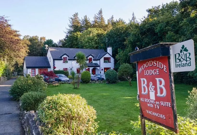 Aamiaismajoitus (B&B) Woodside Lodge Accomodation