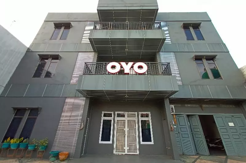 ユースホステル Bintara Guest House By Oyo Rooms
