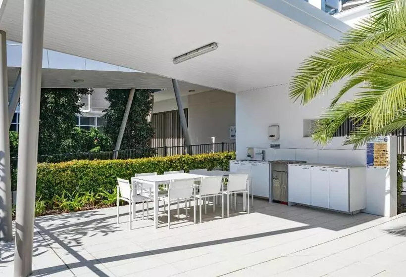 Boulevard North Lakes