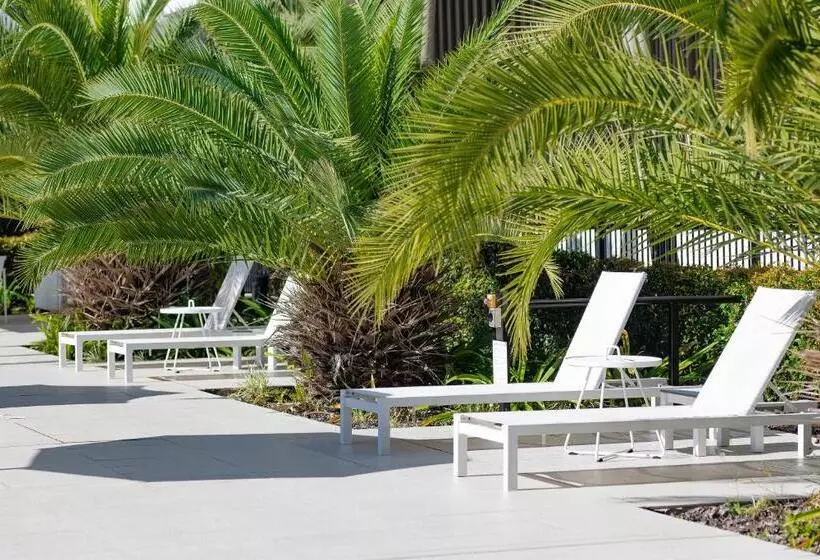 Boulevard North Lakes