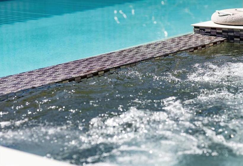 Boulevard North Lakes