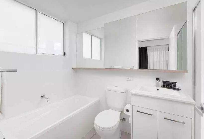 Boulevard North Lakes