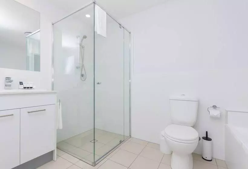 Boulevard North Lakes