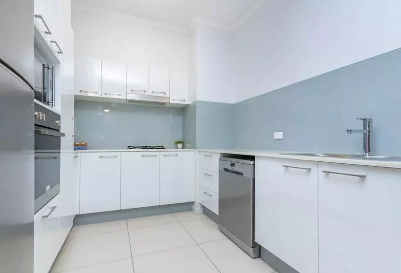 Boulevard North Lakes