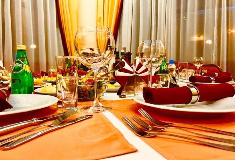 בית מלון כפרי Arm Premier