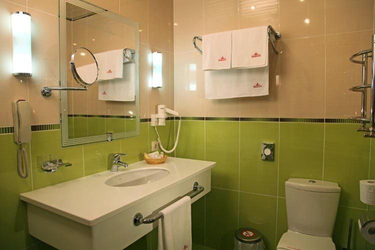 בית מלון כפרי Arm Premier