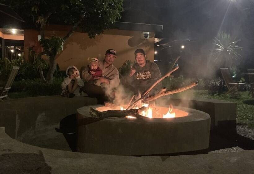 Отель Batur Sunrise Guesthouse