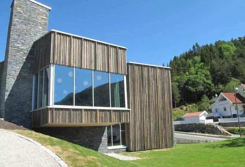 Hotelli L Eikerapen Gjestegard